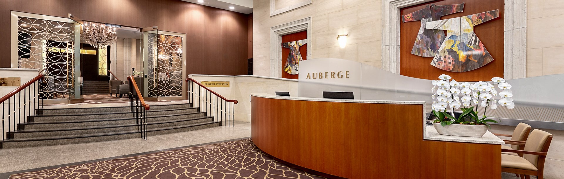 Auberge Vancouver Hotel