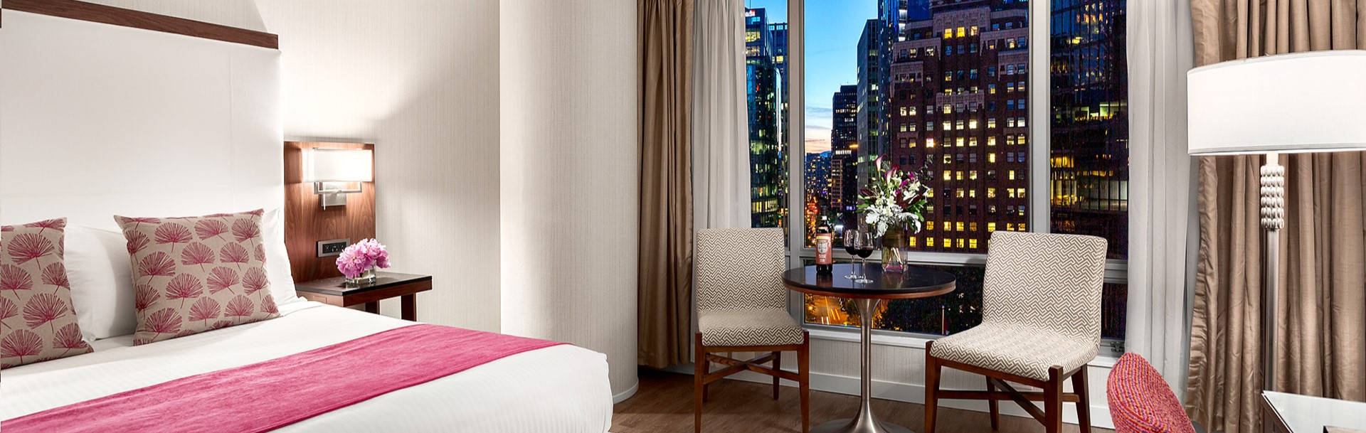 Auberge Vancouver Hotel